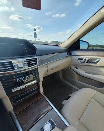 Mercedes-Benz Klasa E cena 90550 przebieg: 160000, rok produkcji 2014 z Szamocin małe 407